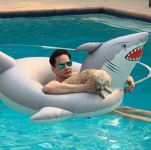 Meet your Posher, Brandon